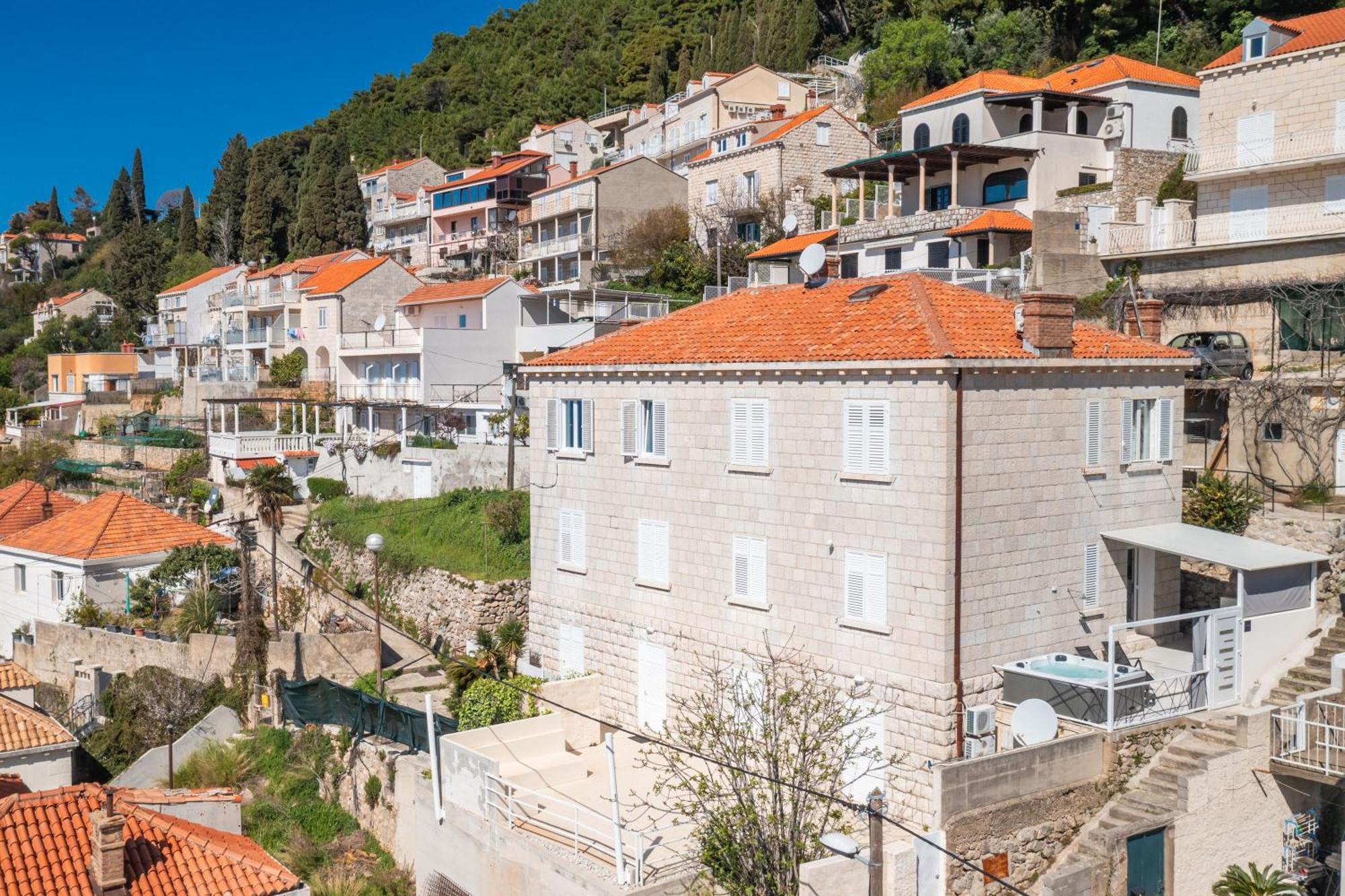 Duxperience Apartment Ragusa Esterno foto