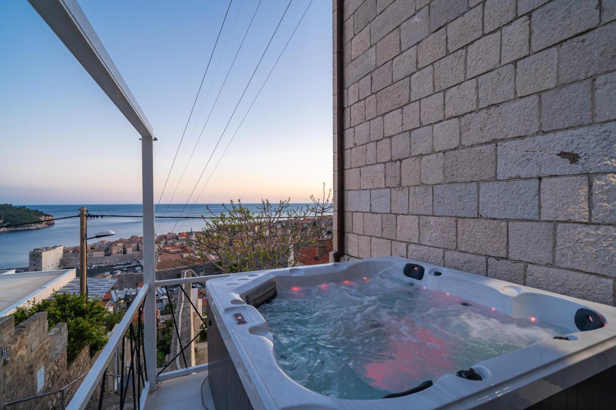 Duxperience Apartment Ragusa Esterno foto